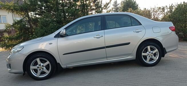Toyota Corolla 1.6 automatyczna skrzynia biegów, b mały przebieg,alufelgi,climatronic