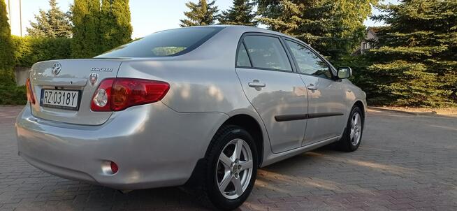 Toyota Corolla 1.6 automatyczna skrzynia biegów, b mały przebieg,alufelgi,climatronic