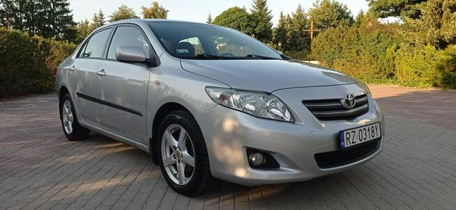 Toyota Corolla 1.6 automatyczna skrzynia biegów, b mały przebieg,alufelgi,climatronic