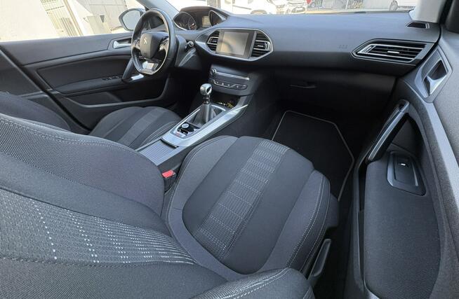 Peugeot 308 1.2 PureTech | Stan BDB | Bezwypadkowy | Nowy rozrząd |