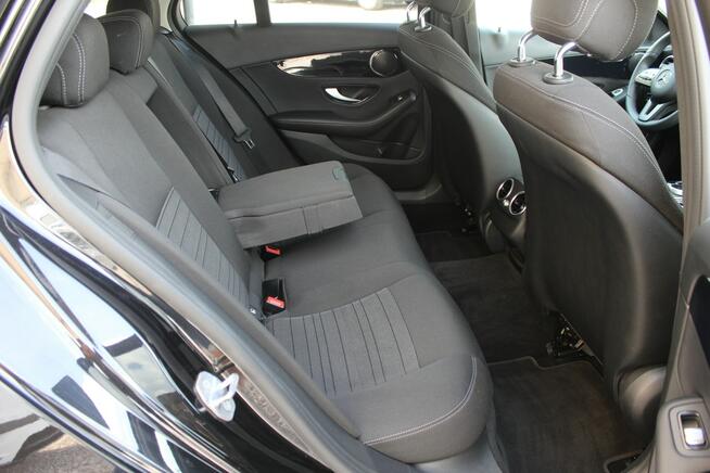 Mercedes C 200 Exclusive FV23% 160KM ASO Navi LED Grz.Fotele El.Klapa Gwarancja