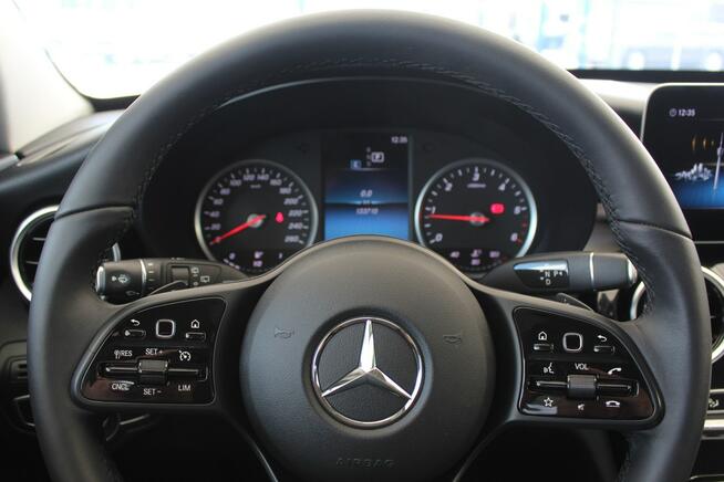 Mercedes C 200 Exclusive FV23% 160KM ASO Navi LED Grz.Fotele El.Klapa Gwarancja