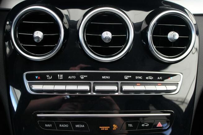 Mercedes C 200 Exclusive FV23% 160KM ASO Navi LED Grz.Fotele El.Klapa Gwarancja