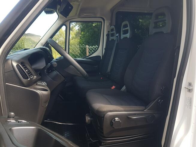 Iveco Daily 50C15 V 7-OSÓB BRYGADÓWKA BLIŹNIAKI MAXI DŁUGI WYSOKI KLIMA BLASZAK VAN HAK