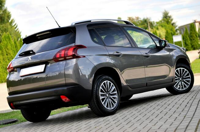 Peugeot 2008 1,2 Benzyna 110Km Ledy Navi Klimatronik Serwis