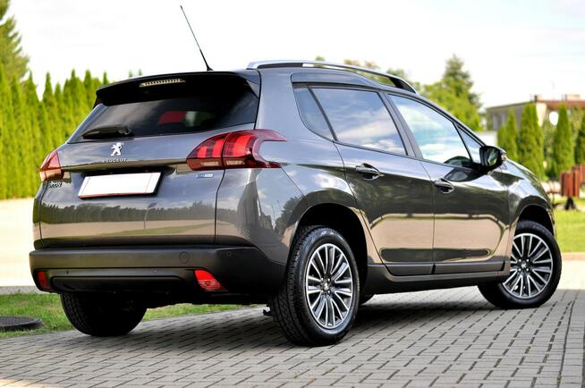 Peugeot 2008 1,2 Benzyna 110Km Ledy Navi Klimatronik Serwis
