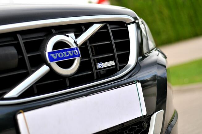 Volvo XC 60 R-Desing Xenon Skóra Navi Blisy Radar Panorama El.Klapa Super Stan