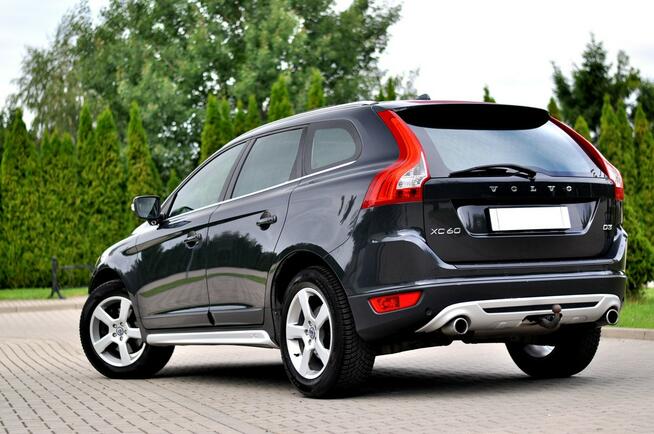 Volvo XC 60 R-Desing Xenon Skóra Navi Blisy Radar Panorama El.Klapa Super Stan
