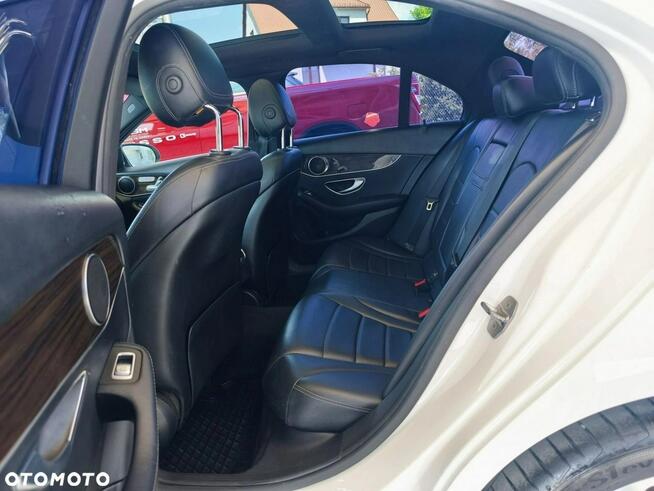 Mercedes-Benz Klasa C 300 7G-TRONIC Avantgarde
