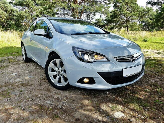 Opel Astra GTC 2.0 CDTI 165*COSMO*Climatron*Navi*Xenon*Skóry*PDC*Alu*Audio INFINITY!!