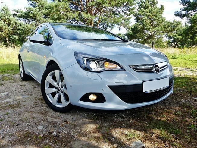 Opel Astra GTC 2.0 CDTI 165*COSMO*Climatron*Navi*Xenon*Skóry*PDC*Alu*Audio INFINITY!!