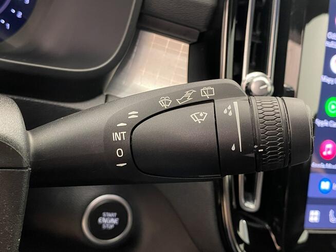 Volvo XC40 B3 Core aut Kombi