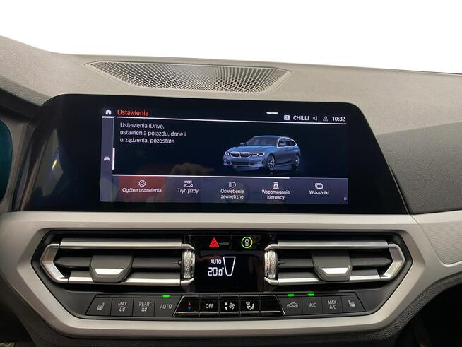 BMW Seria 3 318i aut Kombi