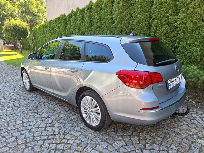 Opel Astra Sport Tourer- 1.4 Turbo Edition