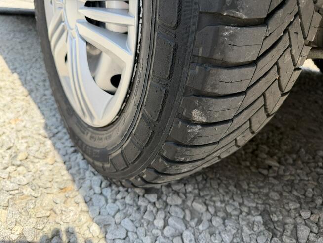 Renault Master średniak L2H2 3 osobowy blaszak pełna opcja regały 130KM