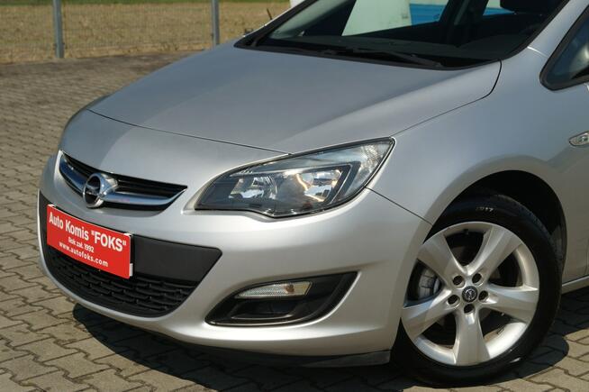 Opel Astra 2013R 1.6 BENZ. 116KM DOINWESTOWANY STAN BDB ZADBANY