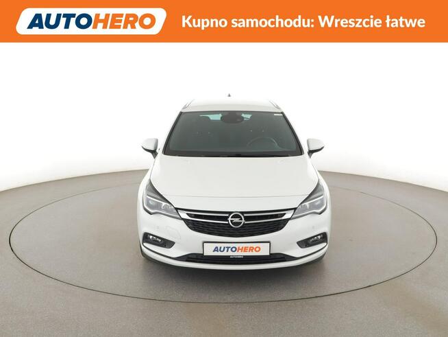 Opel Astra kamera grzane fotele auto klima navi manual