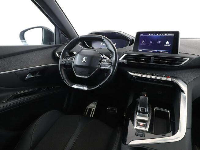 Peugeot 5008 full led automat gt-line panorama virtual polskora navi kamera 7 os