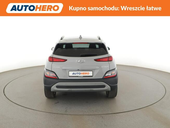 Hyundai Kona klima auto kamera i czujniki parkowania grzane fotele i kierownica