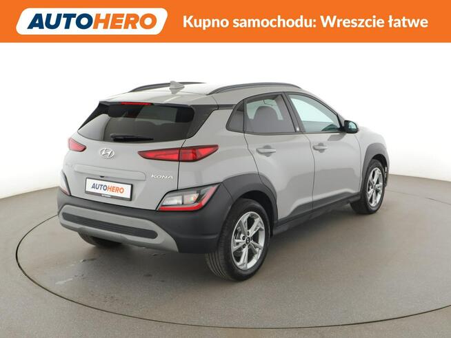 Hyundai Kona klima auto kamera i czujniki parkowania grzane fotele i kierownica