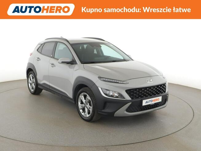 Hyundai Kona klima auto kamera i czujniki parkowania grzane fotele i kierownica