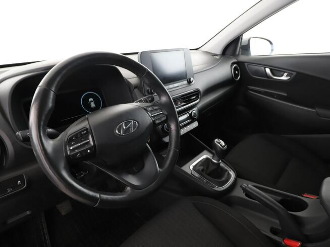 Hyundai Kona klima auto kamera i czujniki parkowania grzane fotele i kierownica