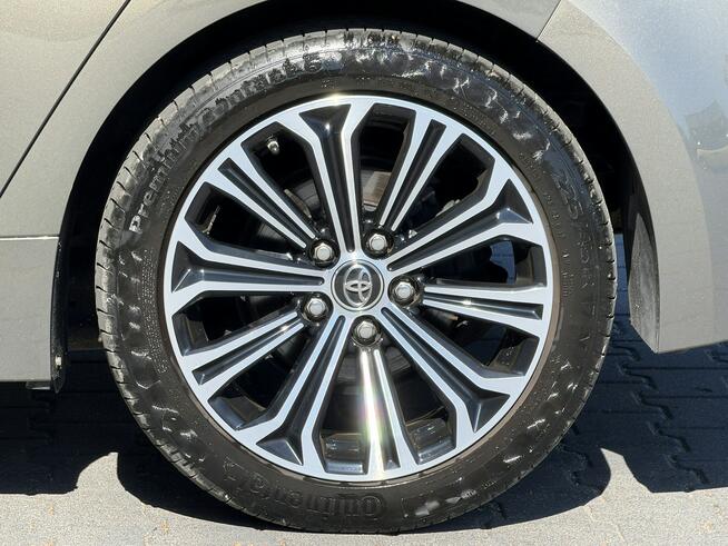 Toyota Corolla 1.8i 122KM Hybrid /Navi/Led/Kamera/Pod.Fotele/Tempomat/PDC/Alu/Hak