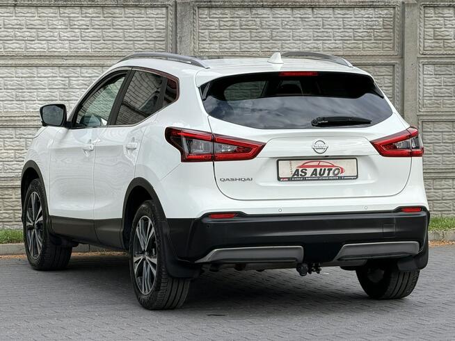 Nissan Qashqai 1,2DIG-T 115KM Connecta/Navi/Kamera360/FullLed/Panorama/PDC/Alu18/ACC