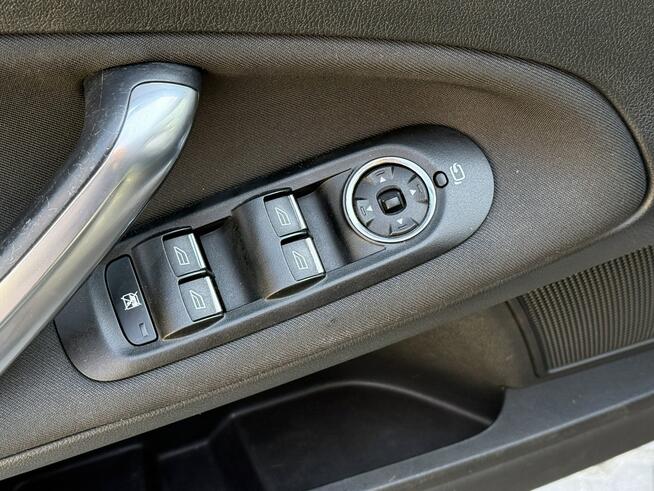 Ford Mondeo 2.0TDCi 140KM titanium/Navi/LEDy/Alufelgi/Pod.fotele/PDC/Hak/Serwis