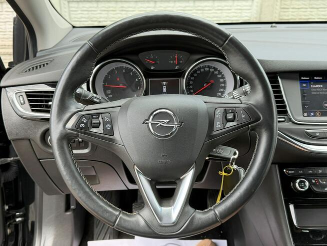 Opel Astra 1,2i 110KM/Ledy/TempomatACC/Pod.Fotele/Czujniki Parkowania/Serwis/Alu