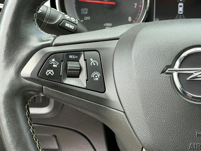 Opel Astra 1,2i 110KM/Ledy/TempomatACC/Pod.Fotele/Czujniki Parkowania/Serwis/Alu