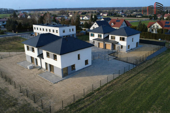 Dom Franciszków gm. Mełgiew, Szkolna
