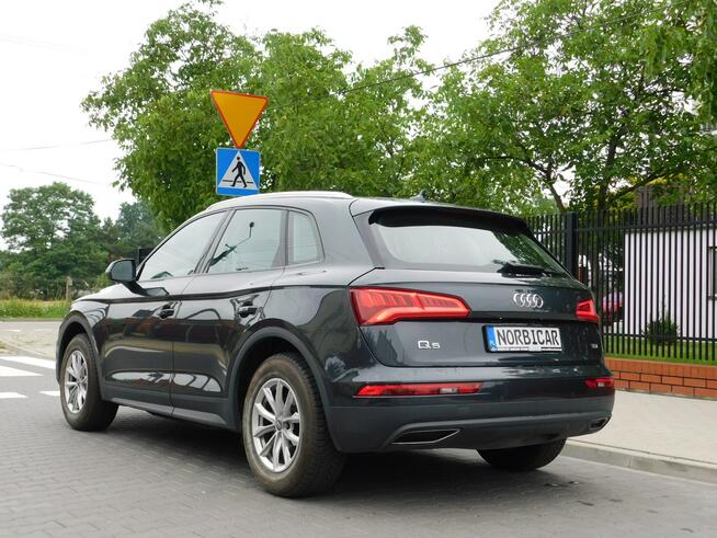 Audi Q5 z Gwarancją Stan Wzorcowy Model 2018r