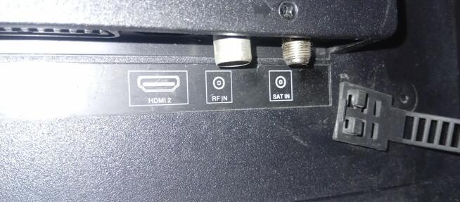 Telewizor sharp aquos 24 cale DVB-T HEVC i satelitarny