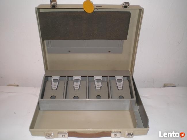 Testery banknotów i znaczków