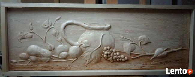PŁASKORZEŹBY ŚCIENNE