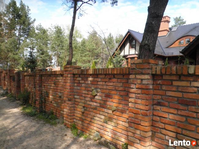 OGRODZENIA Z CEGŁY KLINKIEROWEJ ,ROZBIÓRKOWEJ I RĘCZNIE