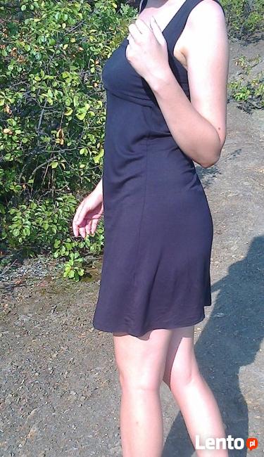 Czarna sukienka Top Secret