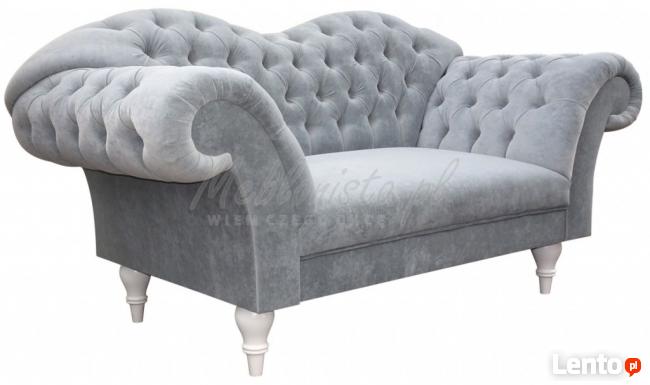 Sofa Chesterfield Madame plusz materiał wysokie nóżki