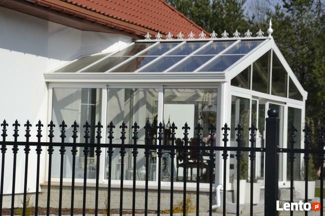 Zabudowy tarasów, basenów - ogrody zimowe