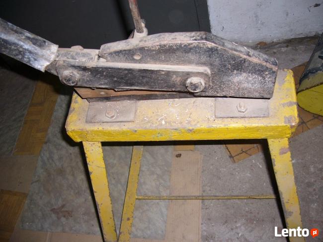 Sprzedam maszyny budowlane i urządzenia w b. dobrym stanie