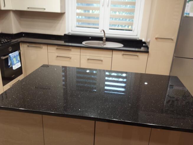 Blaty z kamienia, blaty granitowe, blaty kuchenne i łazienkowe
