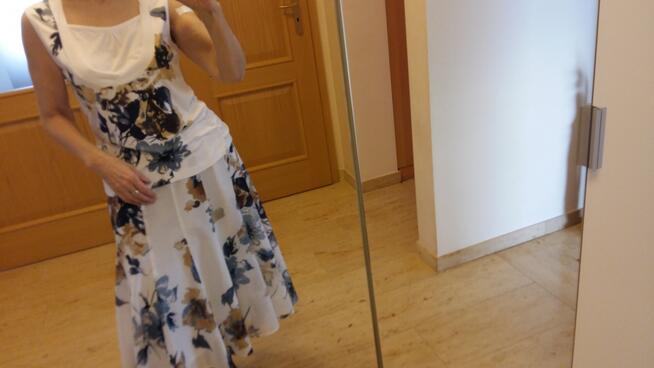 SUKIENKA SUKNIA DWUCZĘŚCIOWA FIRMY HUCKE BERLIN