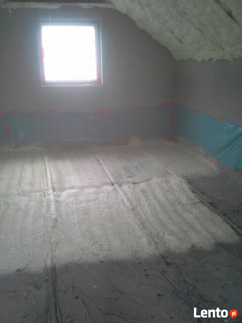 Ocieplanie poddaszy pianą PUR Łopuszno