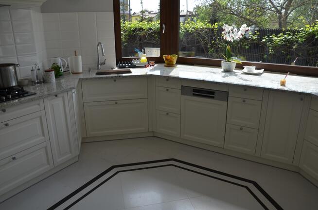 Kuchnie na wymiar, prowansalskie, angielskie