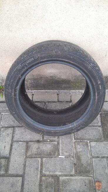 Cienka opona na alu felgi Barum BRAVURIS2 195/45 R15 78V