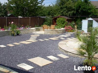 Grys CZARNY KAMIEŃ ozdobny Bazalt żwir KURIER