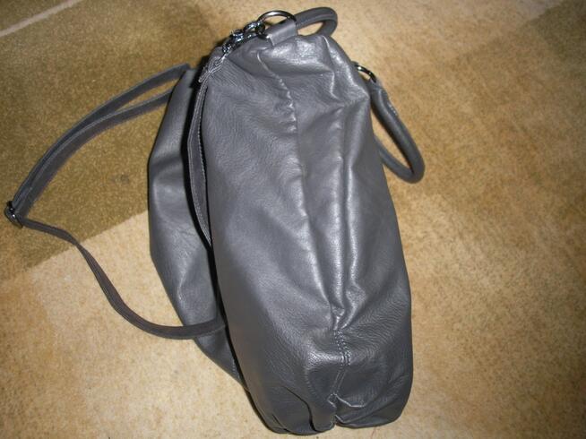 duża ciemnostalowa torba A4 Sinsay