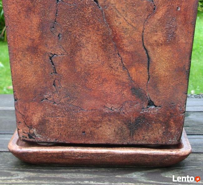 Sprzedam ceramiczną donicę + spodek. 40 x 31 cm.