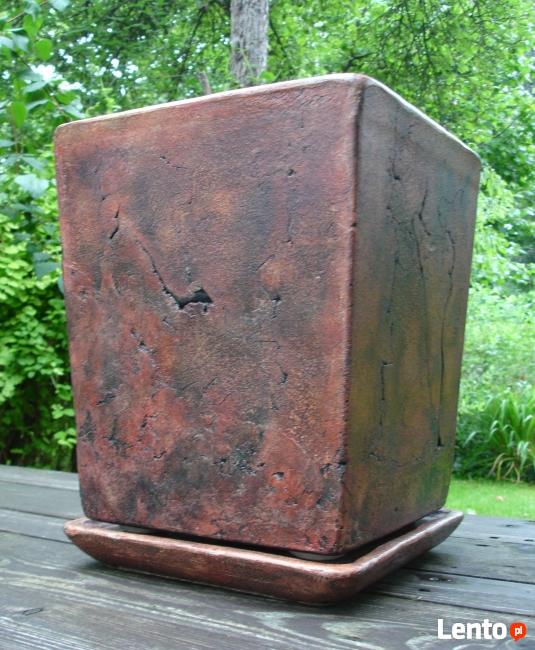 Sprzedam ceramiczną donicę + spodek. 40 x 31 cm.